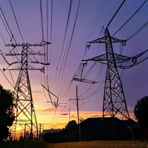 Передача электроэнергии: как энергия проходит путь от станции до потребителя
